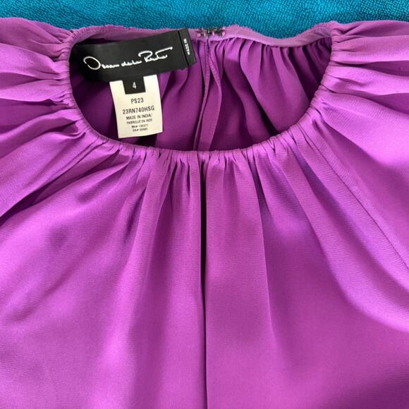 Oscar de la Renta Gathered Stretch Silk Blouse in Hyacinth - Size 4 - Picture 6 of 14